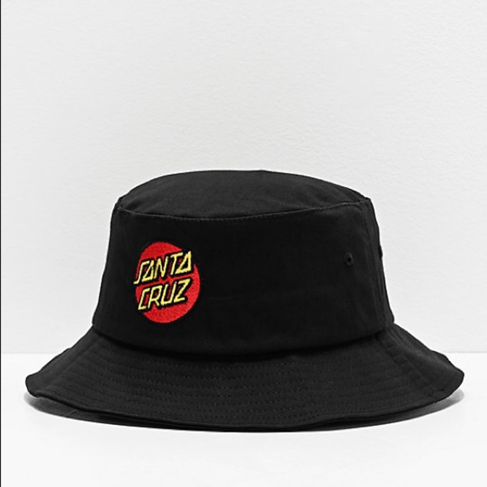 Santa Cruz bucket hat